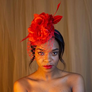 Women&#39;s Red Feather Fascinator Hat, Pillbox Fascinator, Red Derby Hat