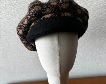 Oversized Brown and Black Wool Newsboy Cap, Brown and Black  display picture 3
