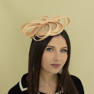 Blush pink fascinator, pink wedding fascinator hat for women, pale pink mini fascinator