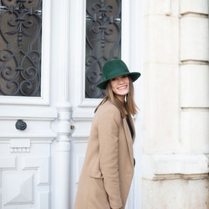 Sombrero Borsalino verde para mujer Creación Brooklyn Maison Belema imagen 3