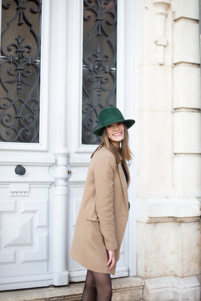 Sombrero Borsalino verde para mujer Creación Brooklyn Maison Belema imagen 3