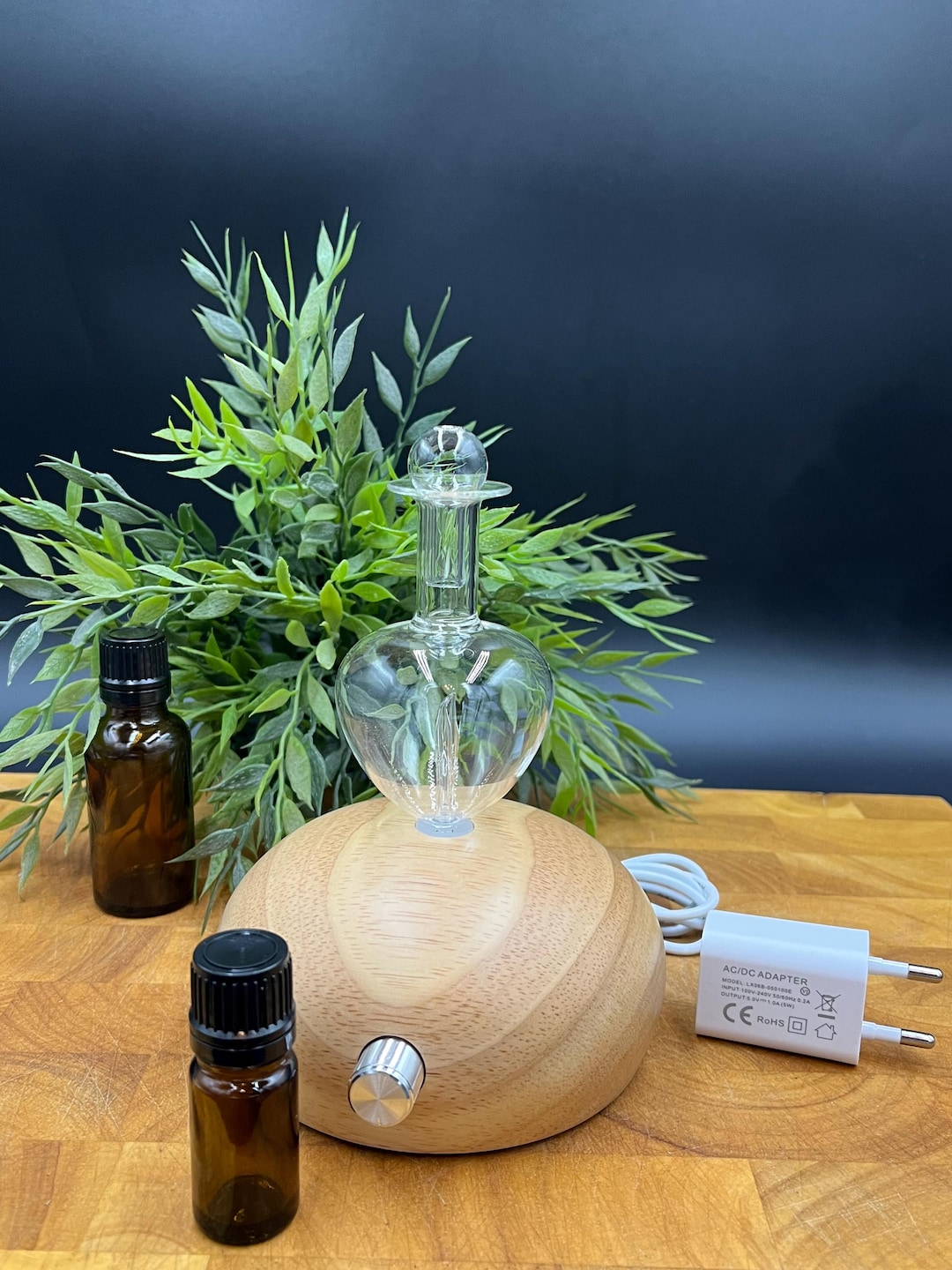 Edler hochwertiger wasserloser Aroma Diffuser aus Holz & Glas ...