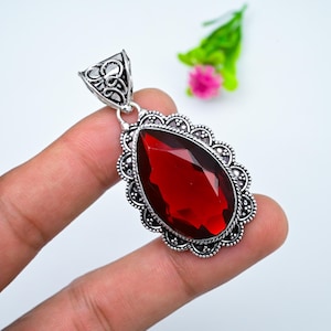 Garnet Pendant 925 Sterling Silver Pendant Faceted Gemstone Vintage Pendant Handmade Jewelry Gift For Women Healing Pendant Jewelry
