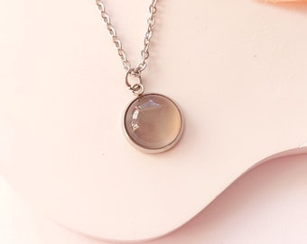 Necklace gray agate gemstone pendant silver