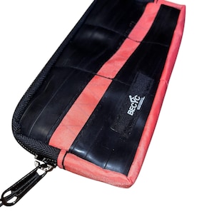 Grand portefeuille de recyclage fabriqué à partir de chambres à air de vélo et de matériaux d'extérieur x-pac