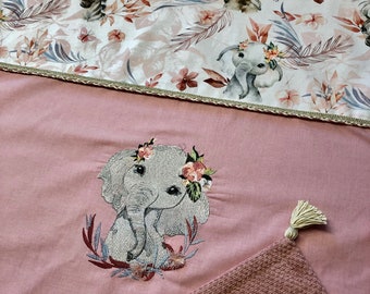 Babydecke Kuscheldecke Elefant Baumwolle rosa altrosa Stickerei Dschungel Afrika Zebra Erdmännchen