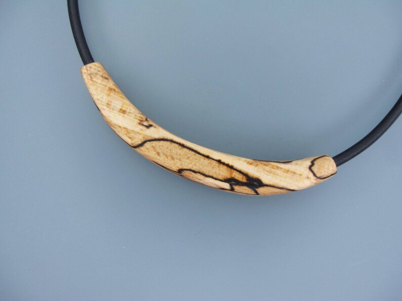 Wooden jewelry necklace image 2