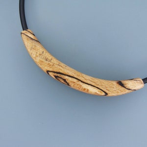 Wooden jewelry necklace image 3