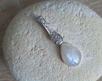 Moonstone pendant made of 925 silver, pear shape and light color