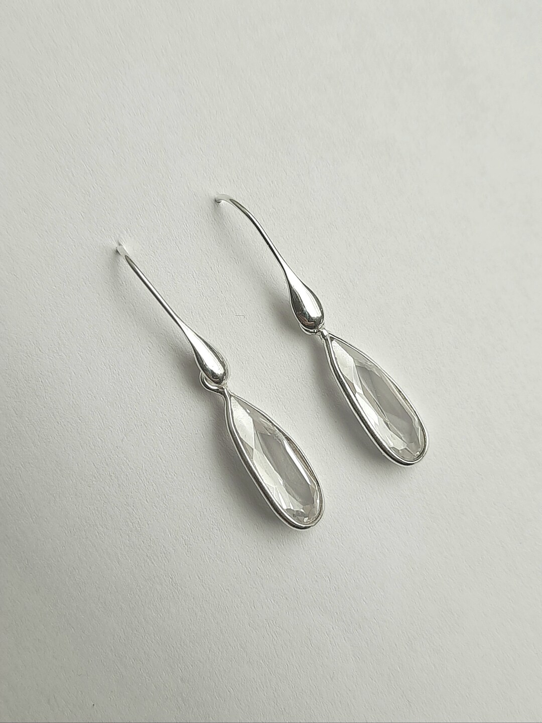 Pendientes De Tachuela Con Circonita Cúbica Transparente - Plata Bañada En Plata Esterlina 925