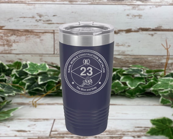 US Navy Seabee NMCB 23 Marine Mobile Construction Battalion NMCB 23  isoliert graviert Edelstahl Tumbler, Marine Geschenk, Seabee Geschenk -   Schweiz