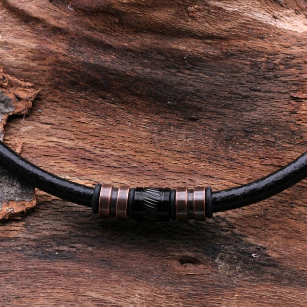 Halskette Herren Männerschmuck Lederhalskette Schwarz 6mm mit Edelstahlbeads, Keltischer Schmuck, schwarz kupfer Nordischer Schmuck