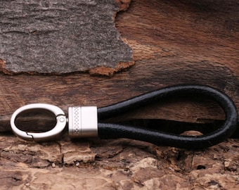 Key ring - keychain - leather key ring - leather - high quality - gift - black