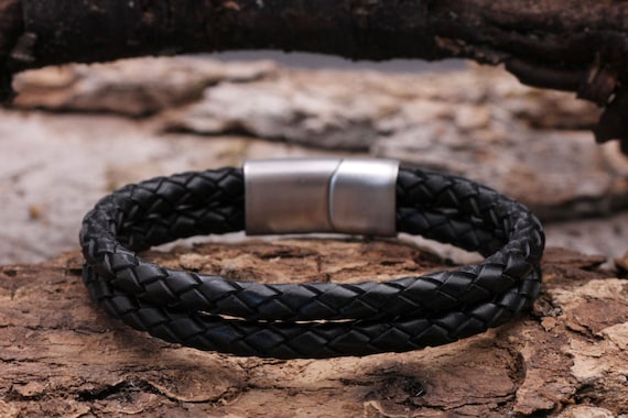Pandora Bracciale in pelle nera con chiusura a T - Sam Parfums dimensione 3