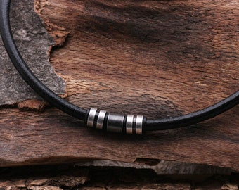 Herenketting, leren ketting, zwart, Keltische sieraden, zilver, Scandinavische sieraden