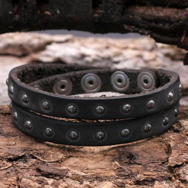 Bracelet wrap bracelet cuir bracelet double bracelet rivets cuir véritable pour homme femme largeur 1 cm, longueur 42 cm noir vintage avec boîte cadeau