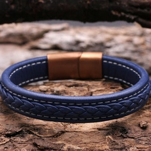 Bracelet leather bracelet for men blue leather with stainless steel magnetic clasp