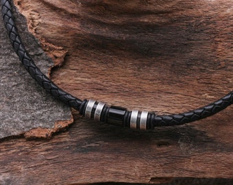 Ketting Herensieraden Leren ketting Zwart 6 mm gevlochten met roestvrijstalen kralen en magneetsluiting