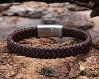 Armband Lederarmband Herren Dunkel Braun schwarz,Trendig modern,hochwertiger Magnetverschluss silber