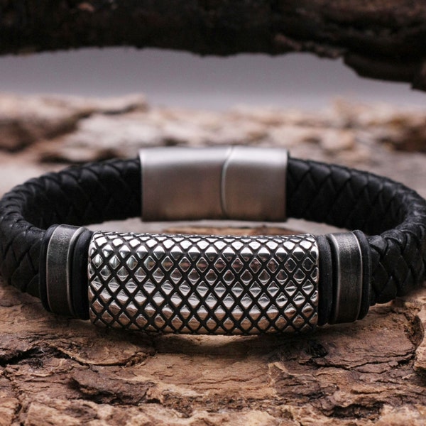 Leather bracelet for men, Nordic, Celtic men's bracelet with stainless steel magnetic clasp, color black