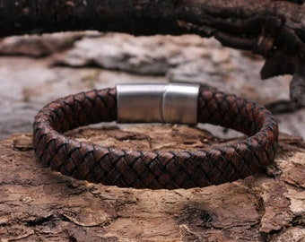 Bracelet bracelet en cuir homme marron foncé argent, tendance moderne, fermoir magnétique en acier inoxydable de haute qualité, cuir tressé à la main