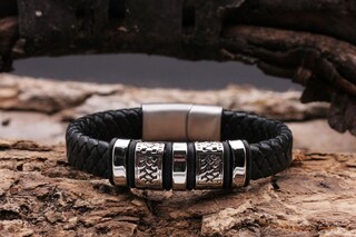 Bracciale Uomo In Pelle Nera Intrecciata Larga Con Chiusura Magnetica - Regalo Originale