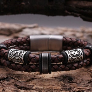 Leren armband herenarmband bruin gevlochten, runenkralen, leer rond, breed met hoogwaardige roestvrijstalen magneetsluiting