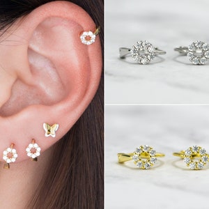 NEU! Blumen Kreis Huggie Hoop Ohrringe-Stacking Ohrringe - Winzige Hoop Ohrringe - Blumen Design - 18k Vergoldet