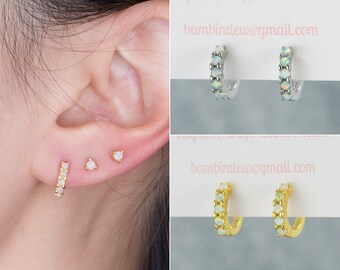 7mm Opal Ohrringe-himmlische Ohrringe - Goldohrringe-Zierliche Ohrringe - Winziger Schmuck - Minimalistisch - 18k vergoldet