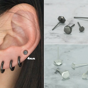Pentagon Silver Studs- Tiny Studs- Small Studs- Unisex Earrings- Black Studs- Minimalist Studs- Stud Earrings