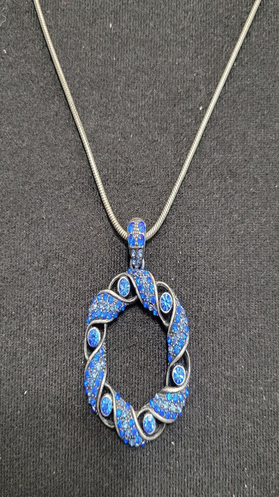 Vintage Blue Rhinestone Circular Necklace - Etsy
