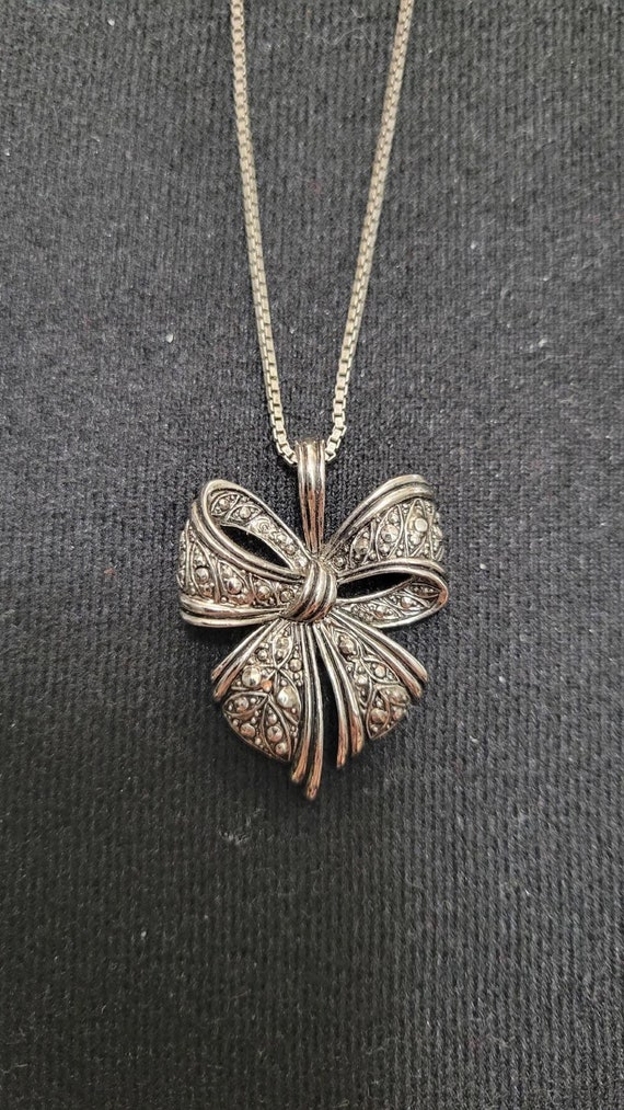 Vintage Silver Bow Necklace