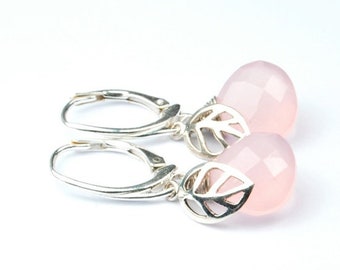 Boucles d'oreilles CHALZEDON ROSE DÉLICATE briolettes 11 mm avec feuille créoles pliantes feuille