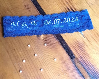 Spitzen Strumpfband für die Braut, Strumpfband Initialen in blau, Strumpfband personalisiert blau Schleife, personalisiertes Geschenk Braut