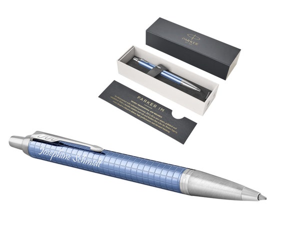 Elegantes Parker Geschenkset Inkl. Kugelschreiber Und Wunschgravur Mit Hochwertiger Patentierter Quinkflow Nachfull Grossraummine Und Parker Notizbuch Elegantes Parker Geschenkset Inkl. Kugelschreiber Und Wunschgravur Mit Hochwertiger Patentierter Quinkflow Nachfull Grossraummine Und Parker Notizbuch