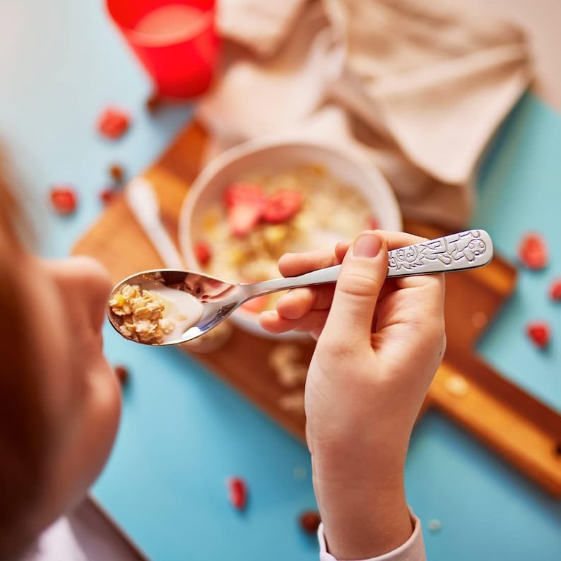 Kinderbesteck mit Gravur Taufe Geschenk individualisiert spülmaschinengeeignet/Taufgeschenk Jungen Besteck mit Gravur Bauerhof Farm Bild 6