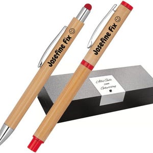 Conjunto de escrita em bambu com caixa esferográfica + esferográfica com gravação | Grande capacidade de recarga de canetas exclusivas, nomes, presentes personalizados