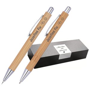 Conjunto de escrita em bambu com caixa esferográfica + lapiseira com gravação | Grande capacidade de recarga de canetas exclusivas, nomes, presentes personalizados