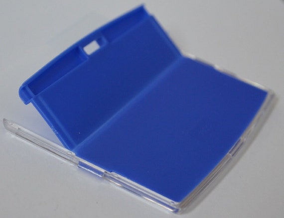 Tarjetero plastico duro new arrivals