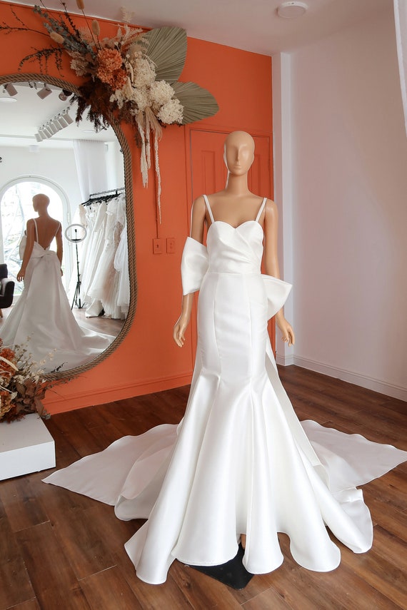 CATHERINE elegante vestido de novia clásico de seda mikado - Etsy España CATHERINE elegante vestido de novia clásico de seda mikado - Etsy España