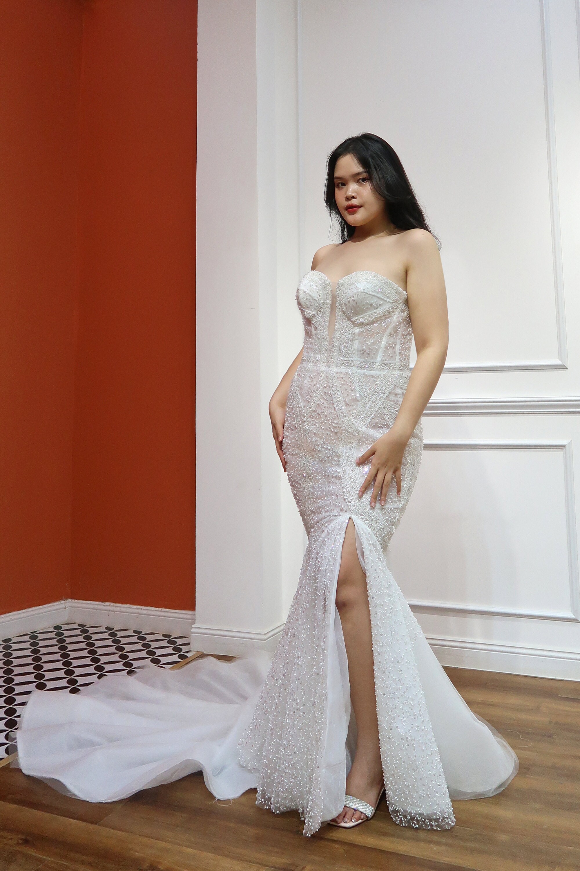 Sparkly Mermaid Wedding Dress with Side Slit, Structure Corset Bodice, and Detachable Long Sleeve Pallas Couture Inspired