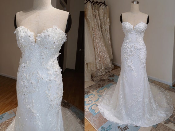 RILEY - Strapless fit flare wedding dress/ Bling glam bridal style with 3D flower lace for summer/ Sequin mermaid gown/ Sweetheart neckline
