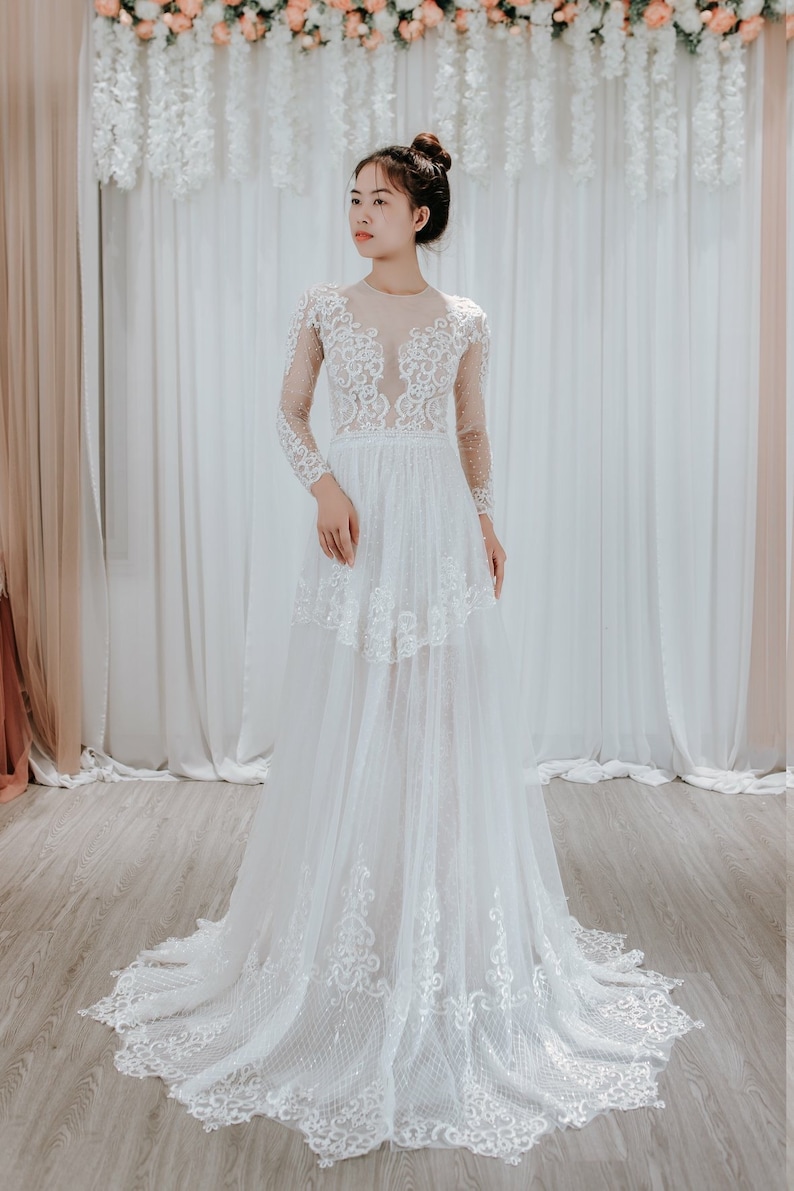 Retro Vintage Lace Wedding Dress