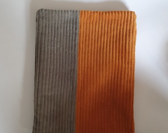 Buchhülle Cord Booksleeve