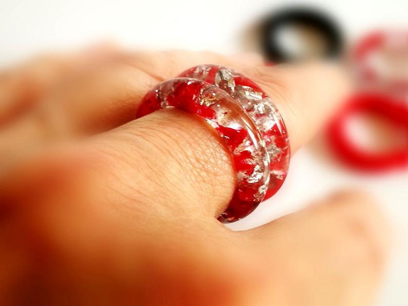 Transparent ring from resin