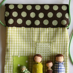 Doll to take away House Shoulder Bag II © image 1