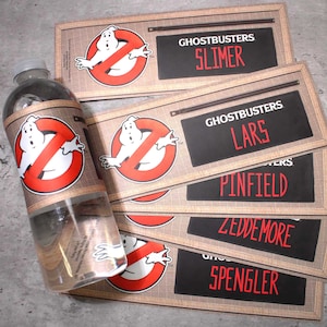 Étiquettes pour bouteilles d'eau Ghostbusters - Lot de 16 | écusson emblématique, logo No Ghost | Vinyle imperméable pour fêtes et événements à thème