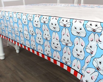 Couverture de table Max et Ruby – Daignée correspondre à nos fournitures et décorations de fête, pour une utilisation avec le 1er anniversaire, douche de bébé, ou le genre révèlent