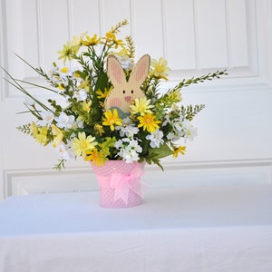 Easter Centerpiece, Easter Decor, Spring Centerpiece, Easter Accent, Floral Arrangement, Bunny Centerpiece, Easter Decoration, Easter Theme