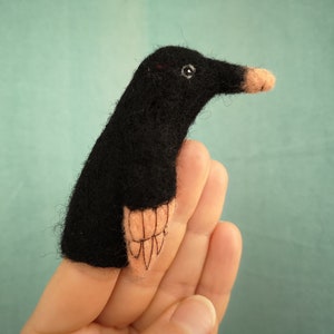 finger puppet mole